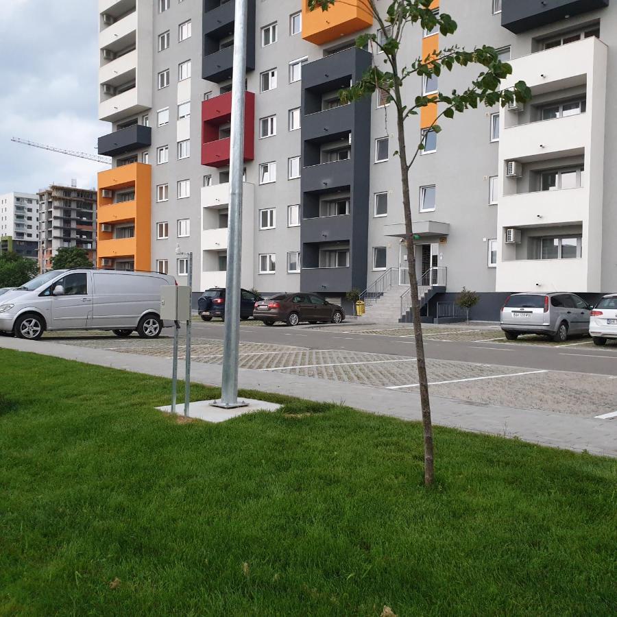 Carolina Sweet Apartament Oradea Ngoại thất bức ảnh