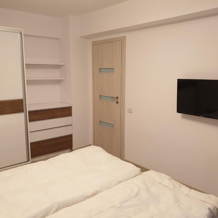 Carolina Sweet Apartament Oradea Ngoại thất bức ảnh