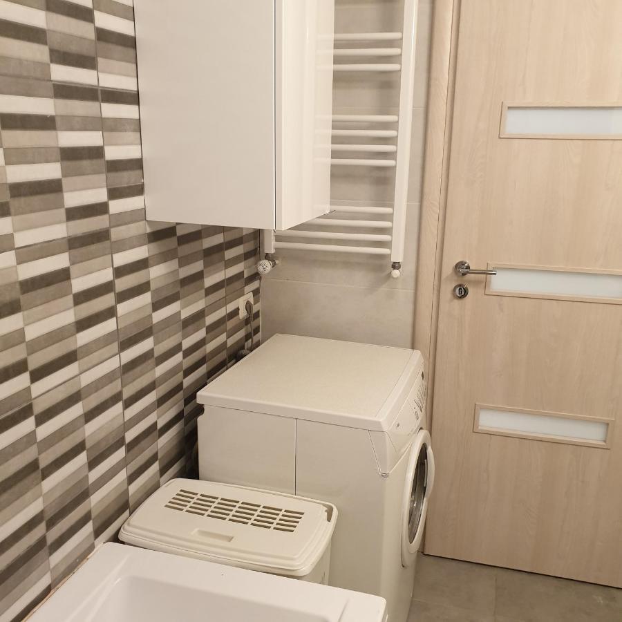 Carolina Sweet Apartament Oradea Ngoại thất bức ảnh